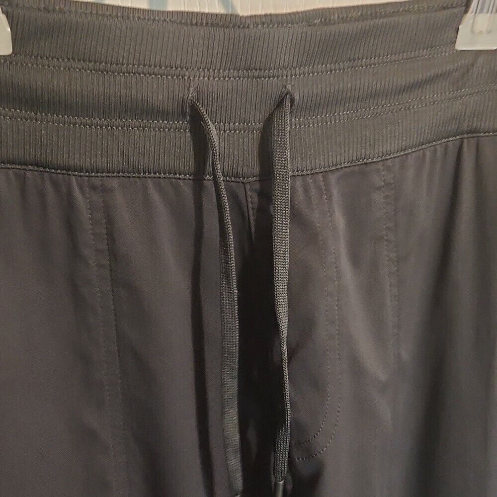 NWT North Face Black Aphro Motion Pants Gray Medium Outdoors Active Hiking UPF - Picture 2 of 7